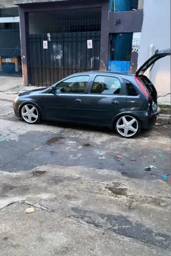 Chevrolet Corsa Hatchback 1.0 MPFI 8V 71cv 5P 2002