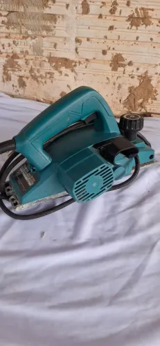 Plaina Eletrica Makita 580w 110v