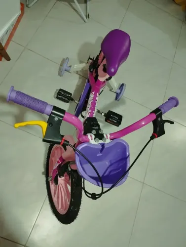 Vendo Bicicleta infantil Rosa Feminino