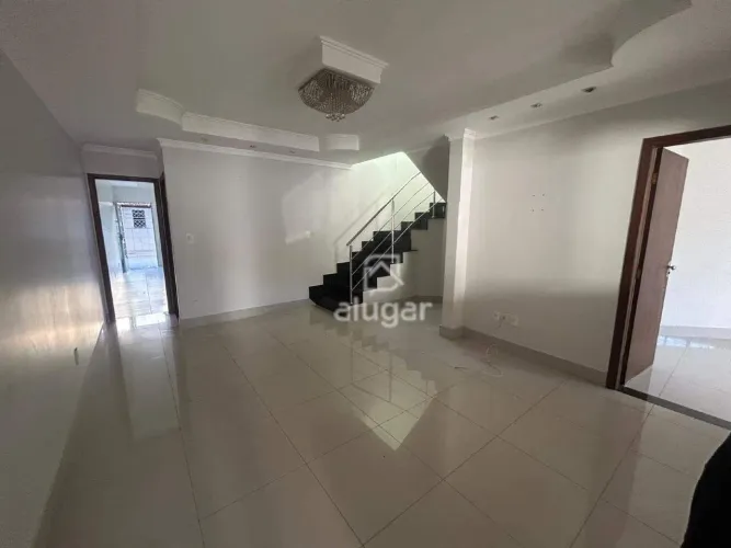 Casa para alugar, 5 quartos, 1 suíte, 2 vagas, São Mateus - Montes Claros/MG - R$ 5.200,00