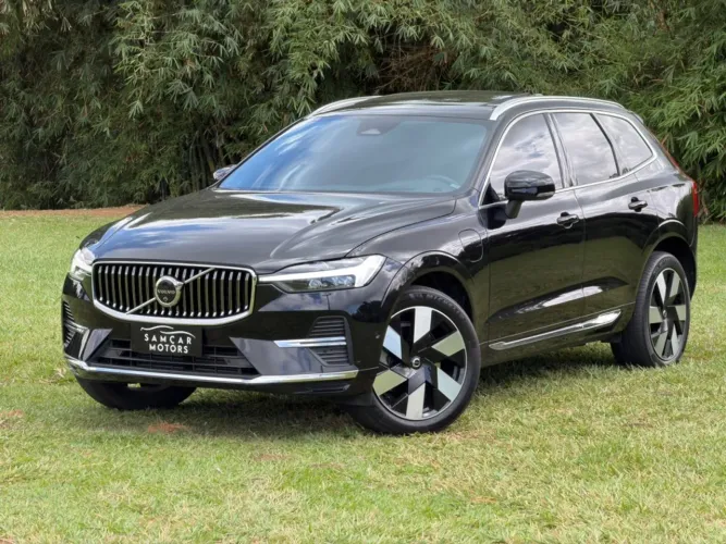 Volvo XC-60 T-8 Ultimate 2.0 AWD (híbrido) 2024