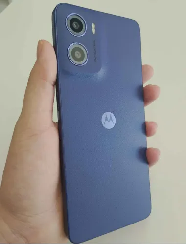 Celular Moto G05