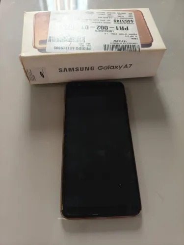 Samsung Galaxy A7 2018 - 64GB - Com caixa original