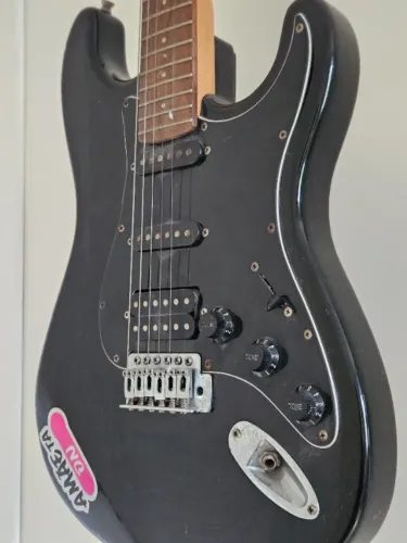 Guitarra Giannini Super Sonic X Preta