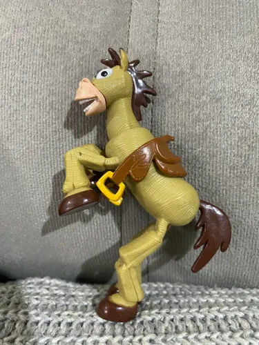 Bala no alvo cavalo do Woody do filme Toy Story 