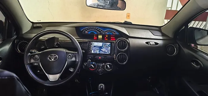 Toyota Etios XLS Sedan 1.5 Flex 16V 4P Mec. 2014