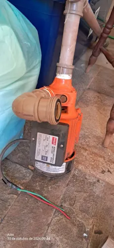 Rocadeira e bomba d'água