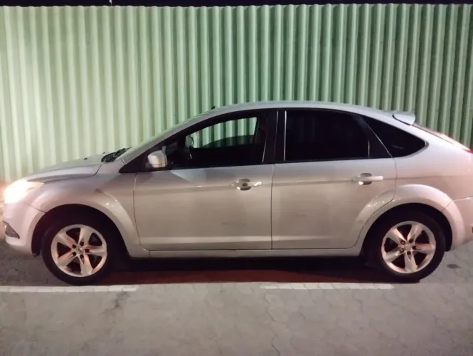 Ford Focus 1.6 S/se/se Plus Flex 8v/16v 5P 2013