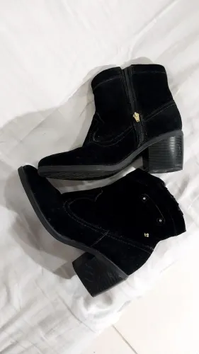 Bota Ankle Boot Cravo e Canela 36 preta