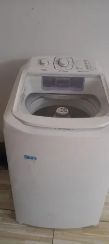 Máquina de lavar eletrolux