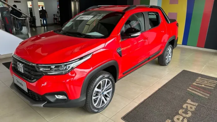 Fiat Strada Volcano 1.3 Flex 8V CD 2026