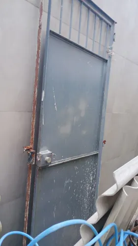 Portão e aranha pra janela de ferro