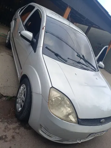 Ford Fiesta Sedan 1.0 8V Flex 4P 2007