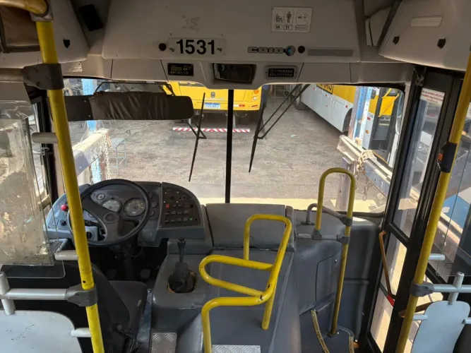 Ônibus apache vip 1418