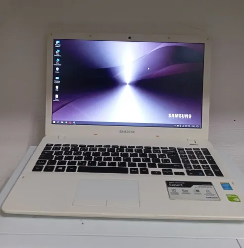 Notebook Samsung expert core i5, placa de de vídeo NVidia de 2gb, SSD 240 gb, 8gb de ram