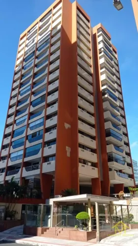 4 quartos em Itapuã - Ed. Cote D´azurApto Cód: 30568