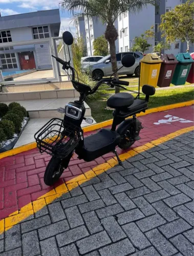 Bicicleta elétrica SEMI NOVA