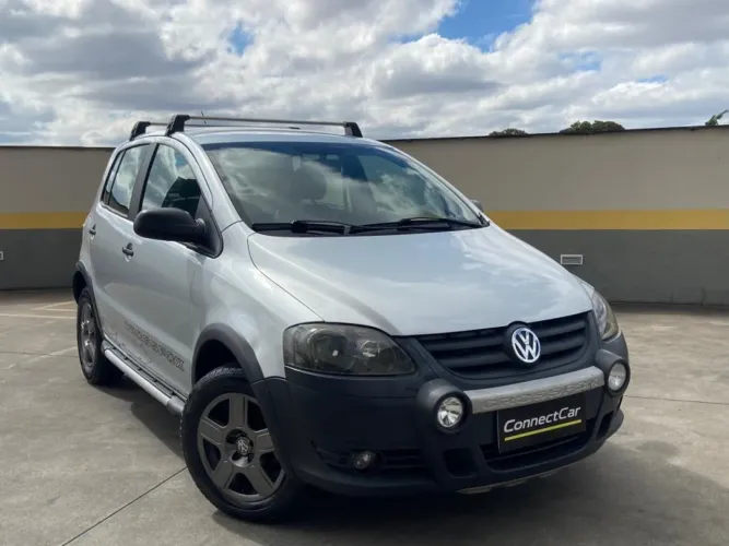 Volkswagen Crossfox 1.6 MI Total Flex 8V 5P 2009