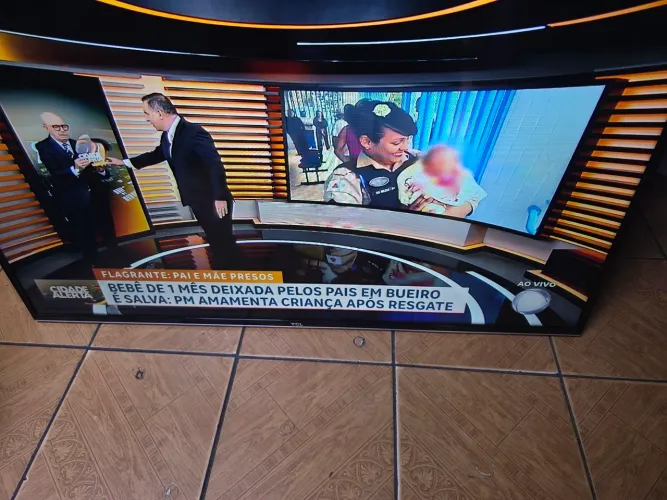 Televisão 49 polegadas smart tcl