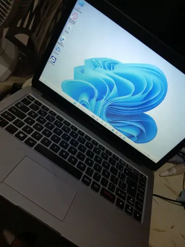 Notebook positivo 