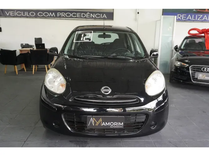 Nissan March S 1.0 12V Flex 5P 2012