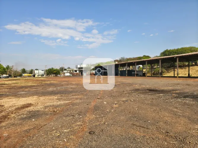 Galpão comercial para locação no bairro Distrito Industrial