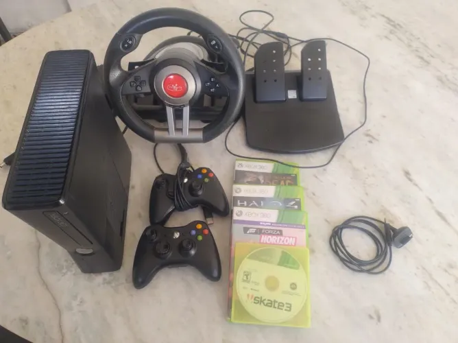 Xbox 360 com volante e HD com exploit 