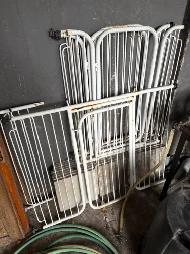 Vendo portão para cachorro