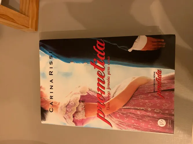 Livro A Prometida