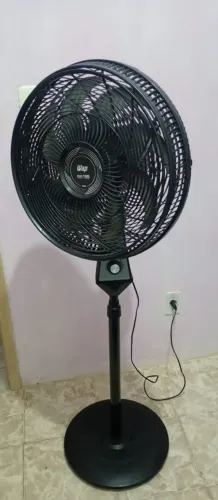 Ventilador de pé