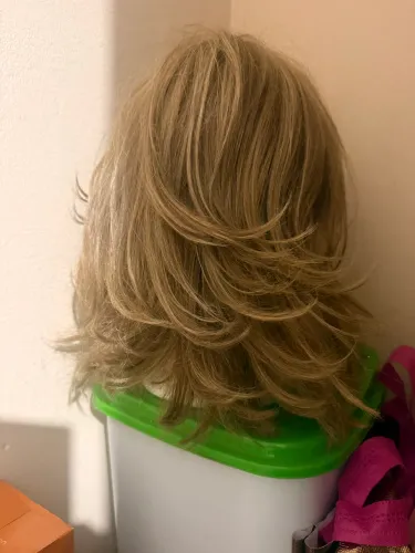 Vendo peruca Da marca Rachel Welch , famosa loja Hd make Hair.
