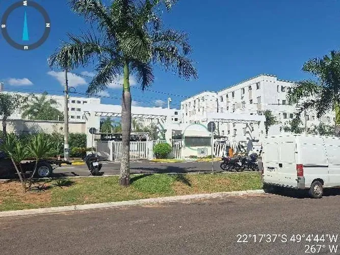 Apartamento com 2 dorm à venda, 46 m² por R$ 87.819,45 - Jardim Estrela D'Alva - Bauru/SP