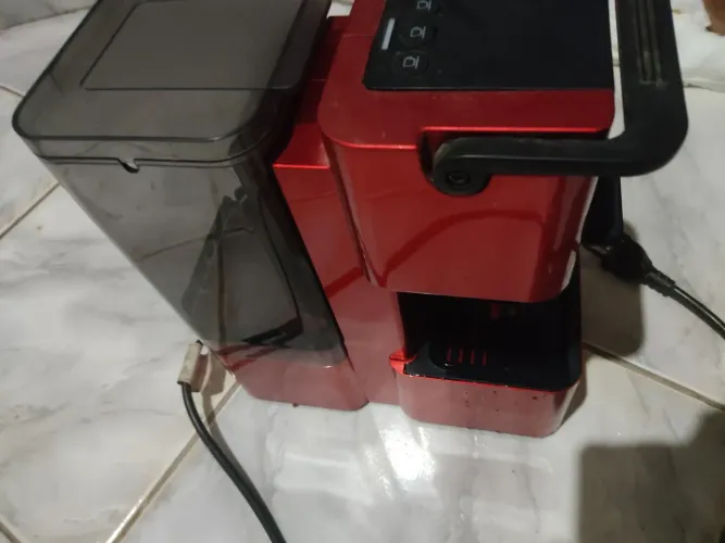 Cafetera semi nova