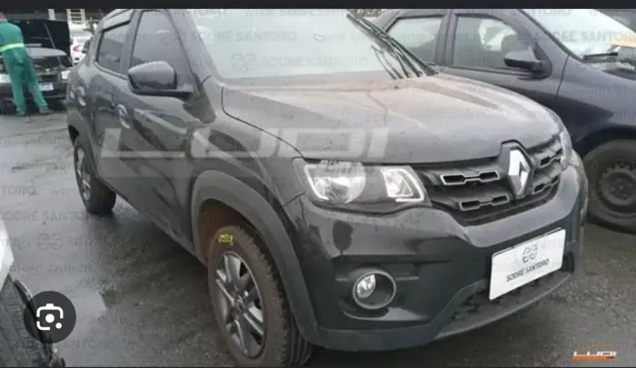 Sucata de Kwid completa