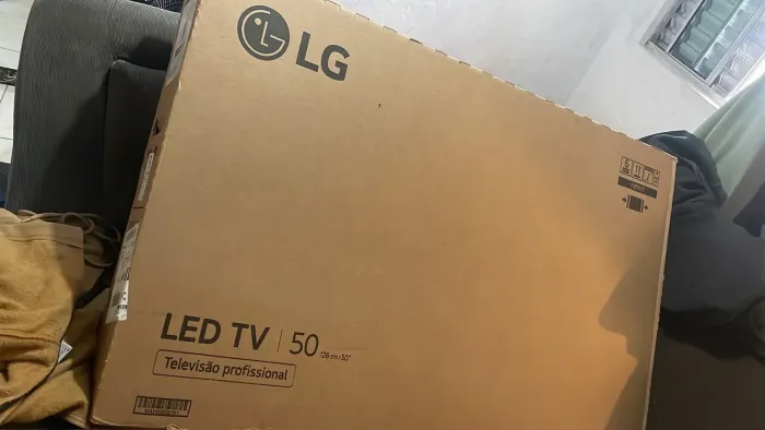 Smartv lg 50 polegadas nova lacrada veio tela quebrada