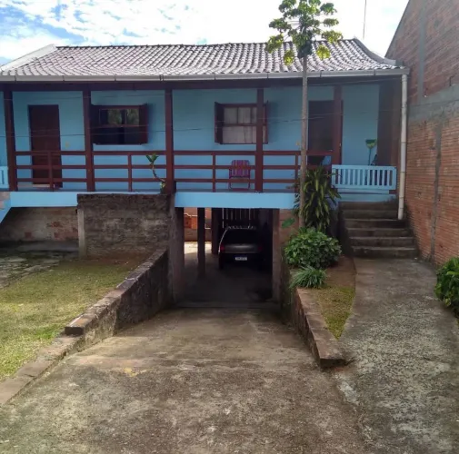 OPORTUNIDADE IMPERDÍVEL SOBRADO À VENDA.