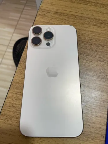 iPhone 16 Pro Max deserte! retirada de peças!