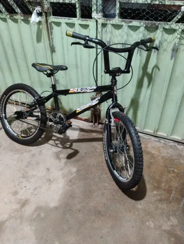 Bicicleta Caloi cross