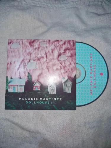 CD DOLLHOUSE EP - Melanie Martinez