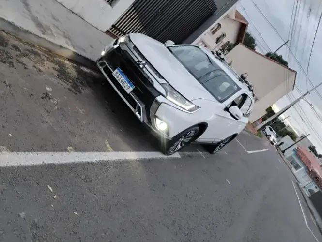 Mitsubishi Outlander HPE 2.0 16V 5P Aut. 2019