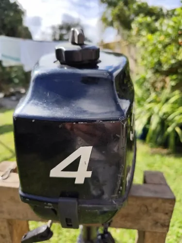 Motor de popa, Branco 4hp.