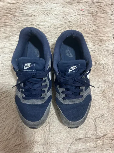 Tênis Nike masculino numeração 38