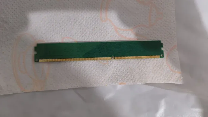 2 pentes ddr3 4gb 1333mhz e 1 8gb 1600mhz
