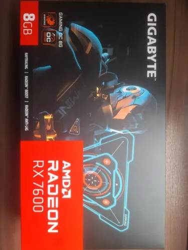 Placa de Vídeo RX 7600 GAMING OC 8G AMD Radeon Gigabyte, 8GB, GDDR6, 128bits, RGB - GV-R76