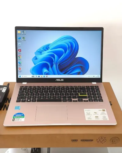 Asus E510K Notebook Celeron N4500 4GB RAM SSD 128GB Tela 15,6" Bateria Nova