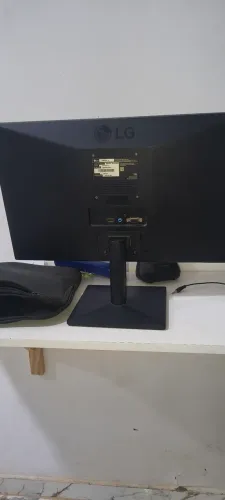 Monitor LG 20"