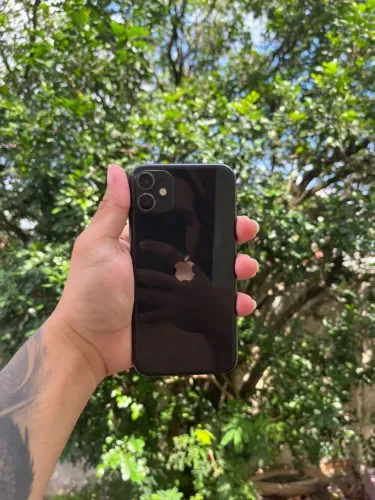 Oportunidade iPhone 11 impecável