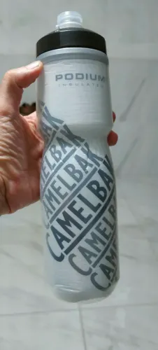 Garrafa térmica Camelbak podium