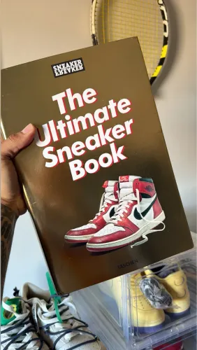 Livro - The Ultimate Sneaker Book (Colecionador)