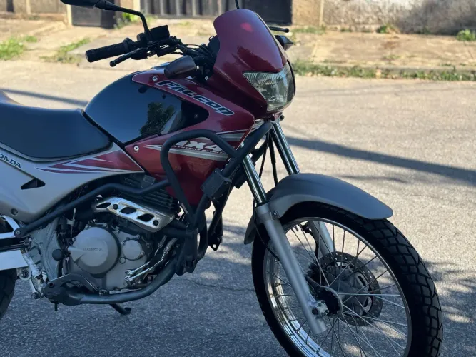 Moto Honda 4 FALCON 400 Ano 2005